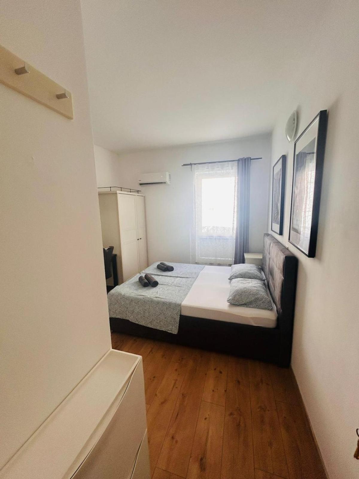 Apartment In The Center Of Póla Kültér fotó