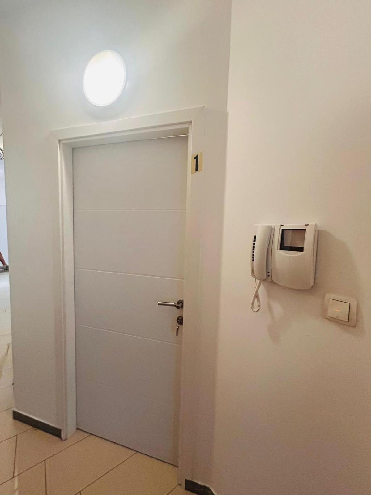 Apartment In The Center Of Póla Kültér fotó